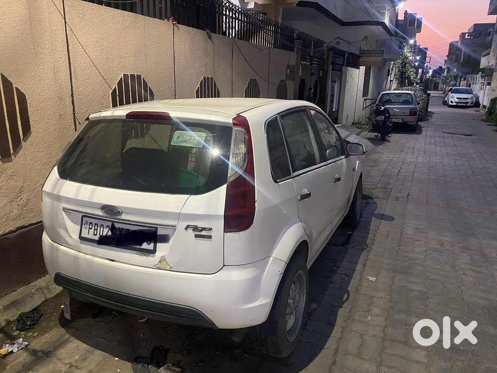 Car For Sale.. Money Needed