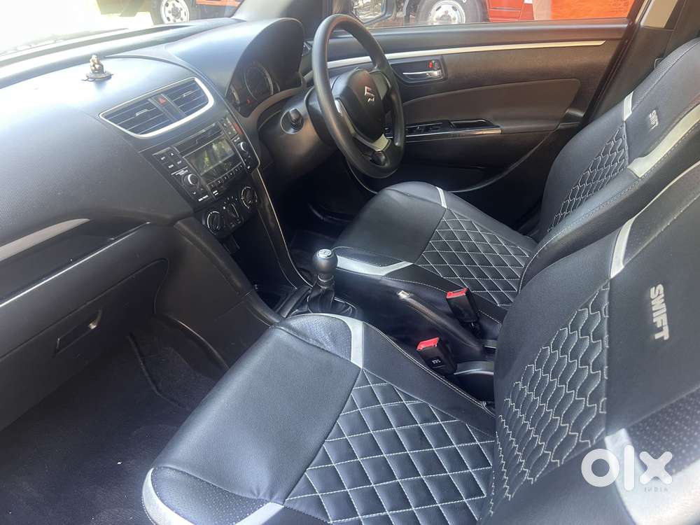 Maruti Suzuki Swift Vxi Optional, 2016, Petrol