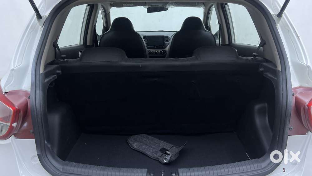 Hyundai Grand I10 1.2 Kappa Sportz Option At, 2017, Petrol