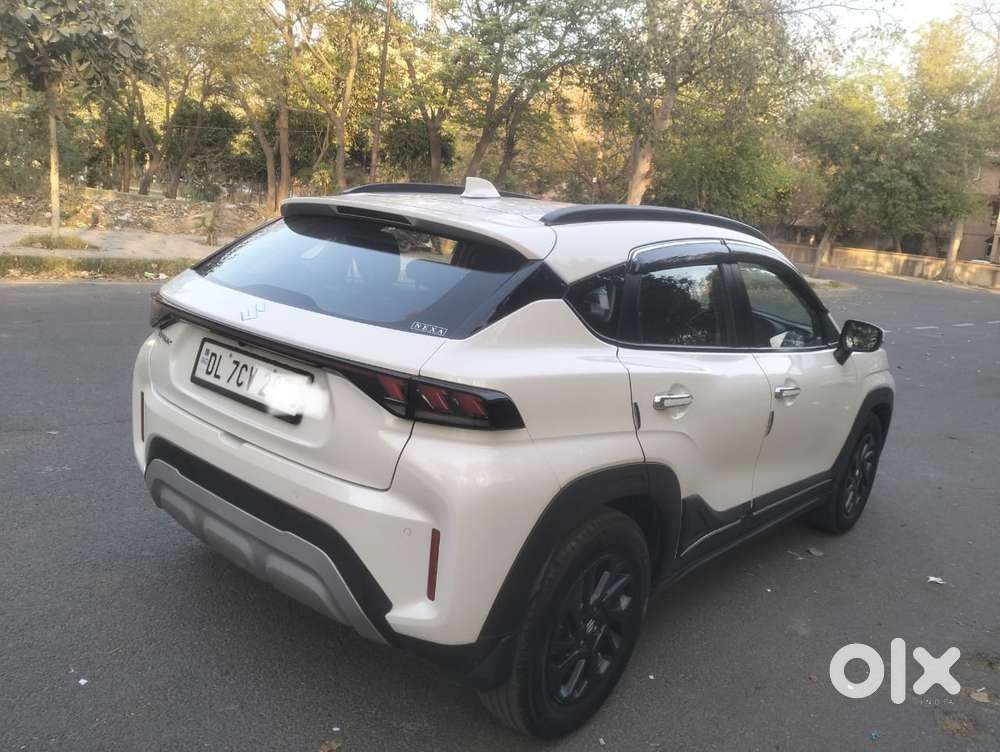 Maruti Suzuki Fronx Delta 1.2 Ags, 2023, Cng & Hybrids