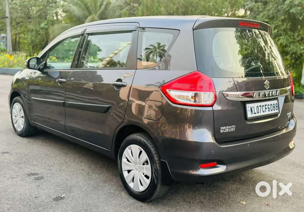 Maruti Suzuki Ertiga 2016 Diesel 165000 Km Driven