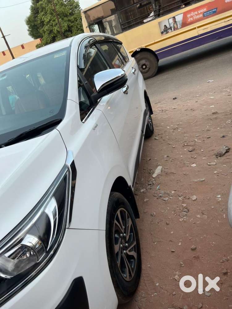 Toyota Innova 2021 Diesel Well Maintained
