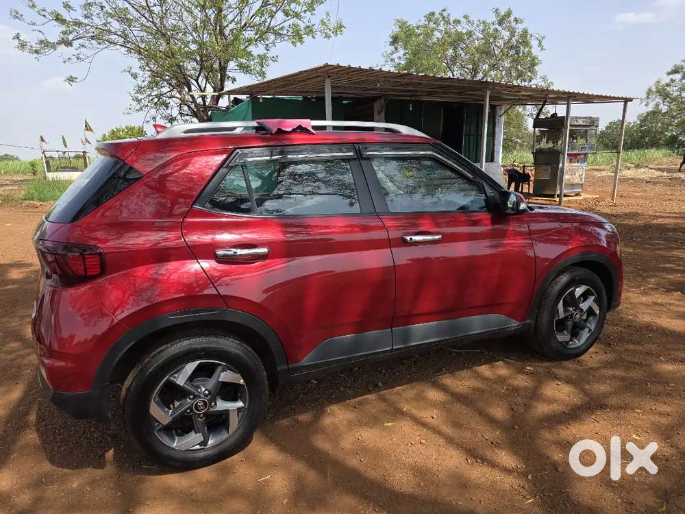 Hyundai Venue 2020 Diesel 48000 Km Driven.