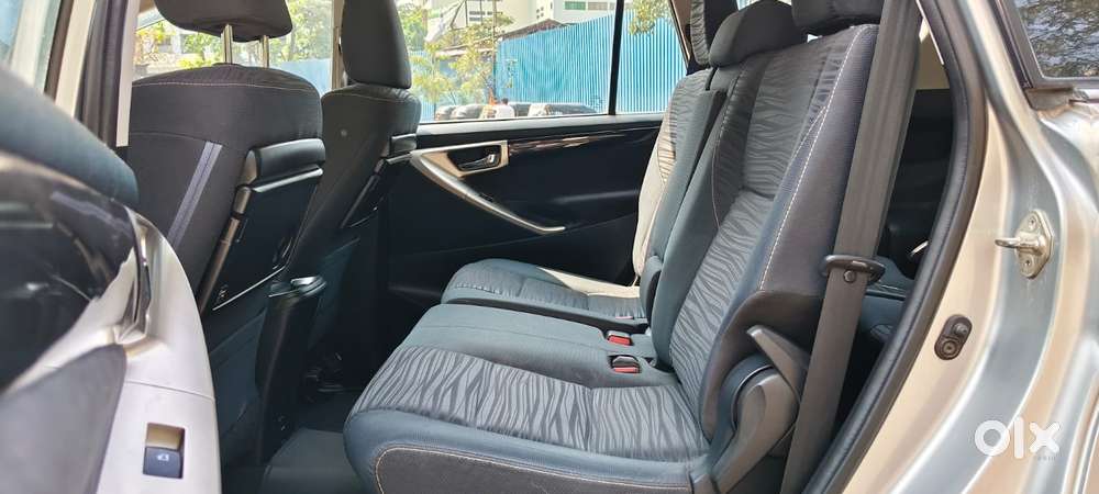 Toyota Innova Crysta 2.4 V, 2017, Diesel