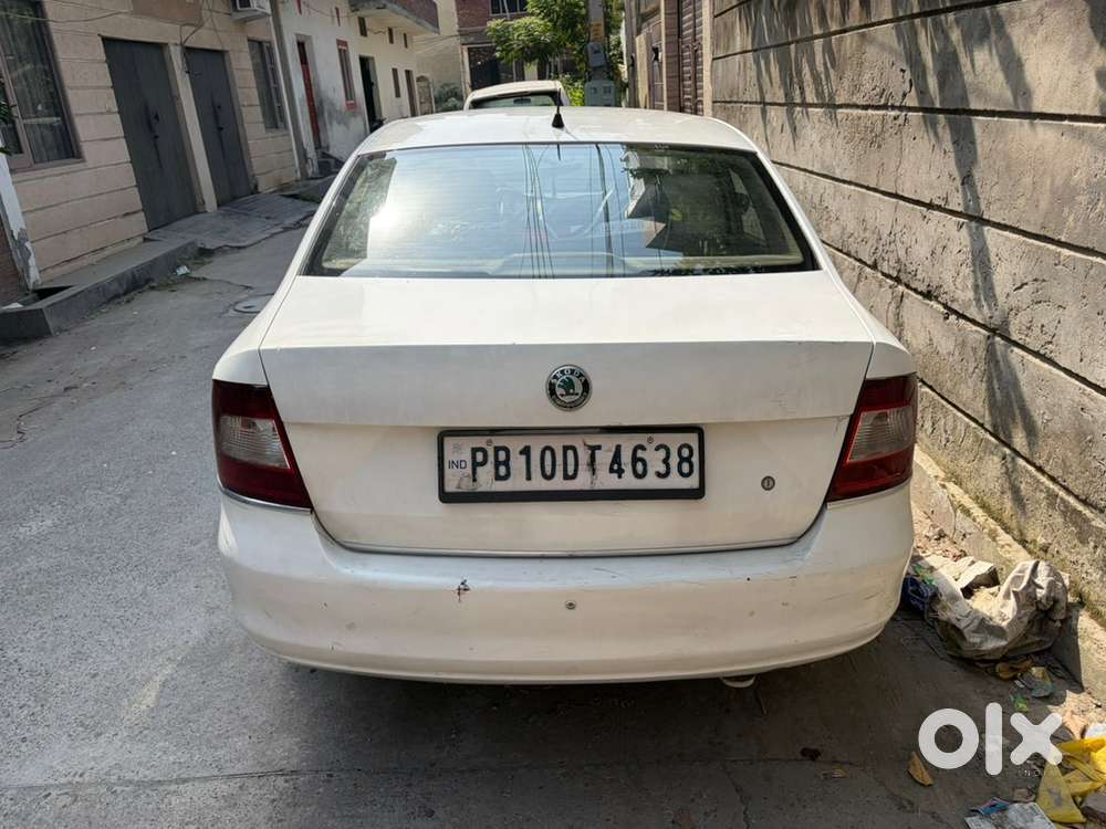 Skoda Rapid Active 2012