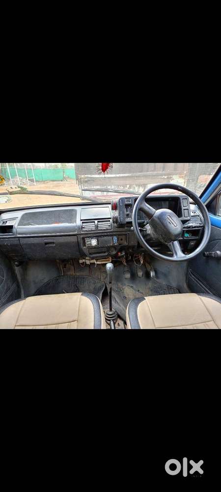 Car Abhi M Use Kar Raha Hu Achhi Gadi H