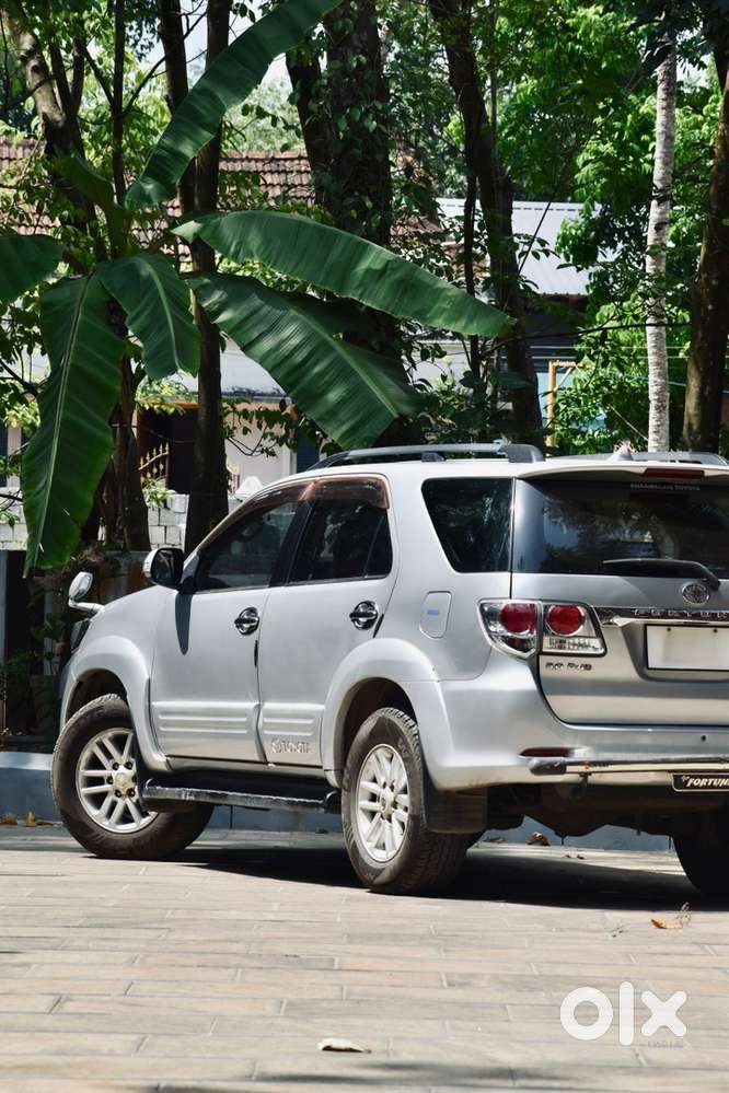 Toyota Fortuner Diesel 2012