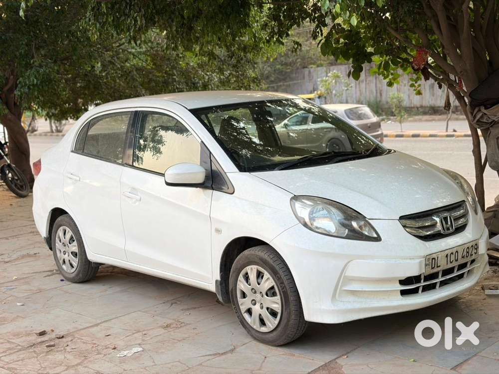 Honda Amaze 2013 Cng/ Petrol Well Maintained
