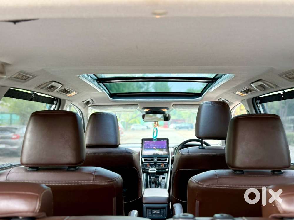 Toyota Innova Hycross 2.0 Zx (o) Hybrid 7 Str, 2024, Petrol