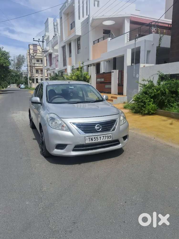 Nissan Sunny 2011 Car