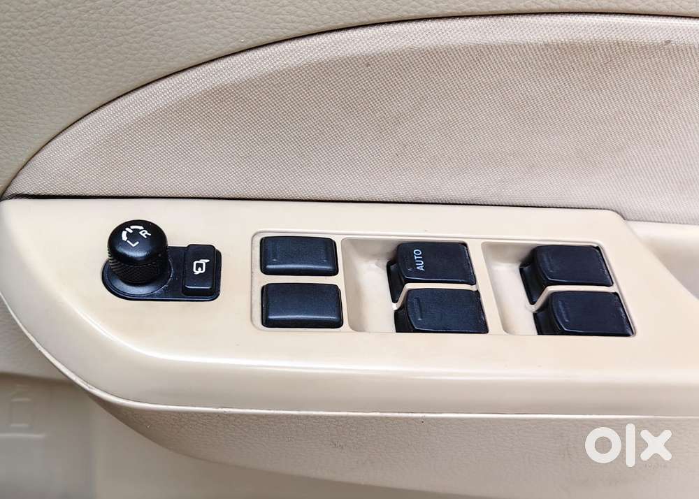 Maruti Suzuki Swift Dzire Vdi Bsiv, 2017, Diesel