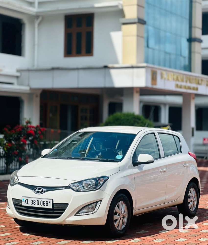 Hyundai I20 Sportz 1.2 Bs-iv, 2013, Petrol