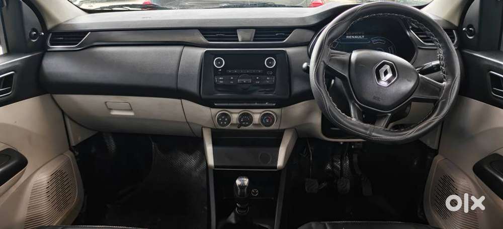 Renault Triber Rxl, 2023, Petrol