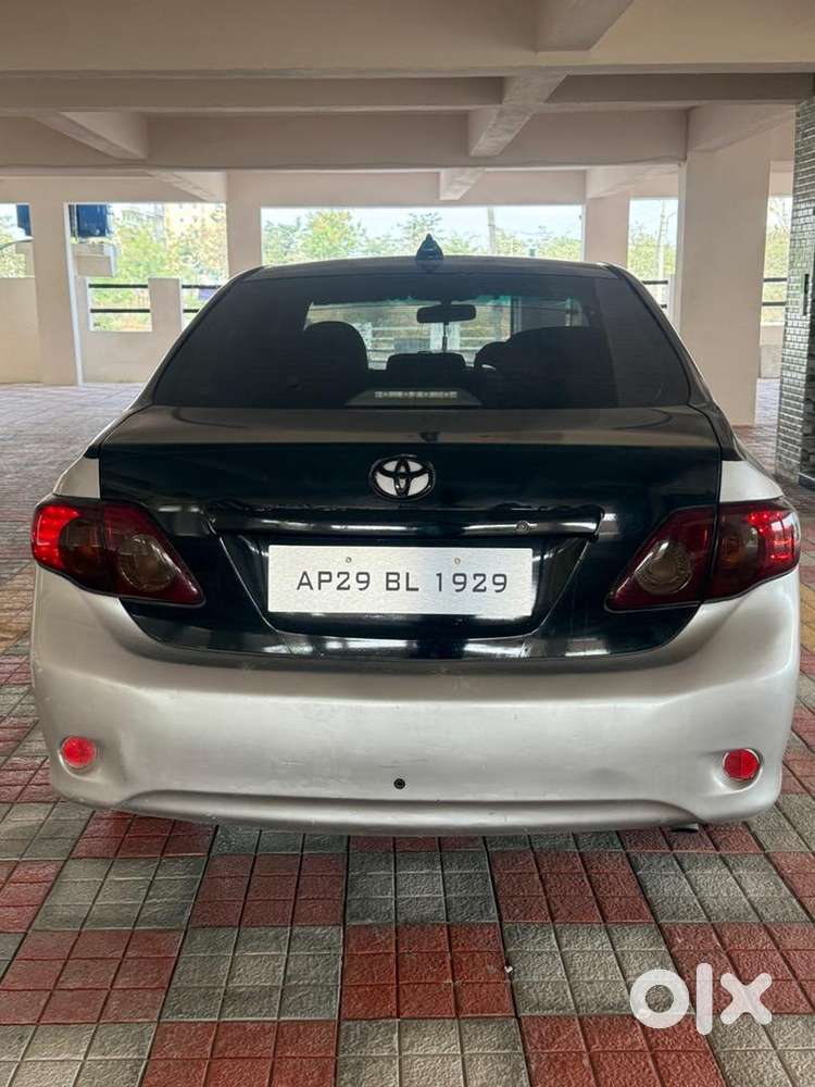 Toyota Corolla Altis 2010 Diesel Well Maintained