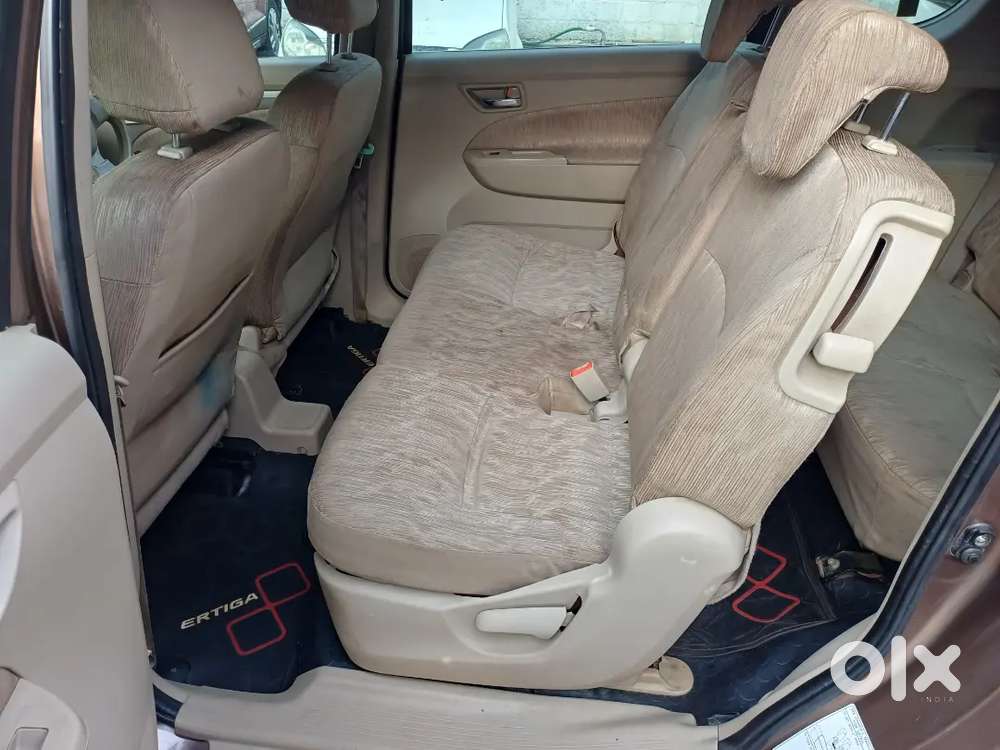 Ertiga Vxi 2012-nov 105000km