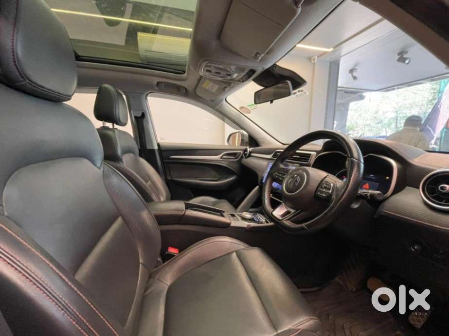 Mg Zs Ev Exclusive Iconic Ivory, 2023, Electric