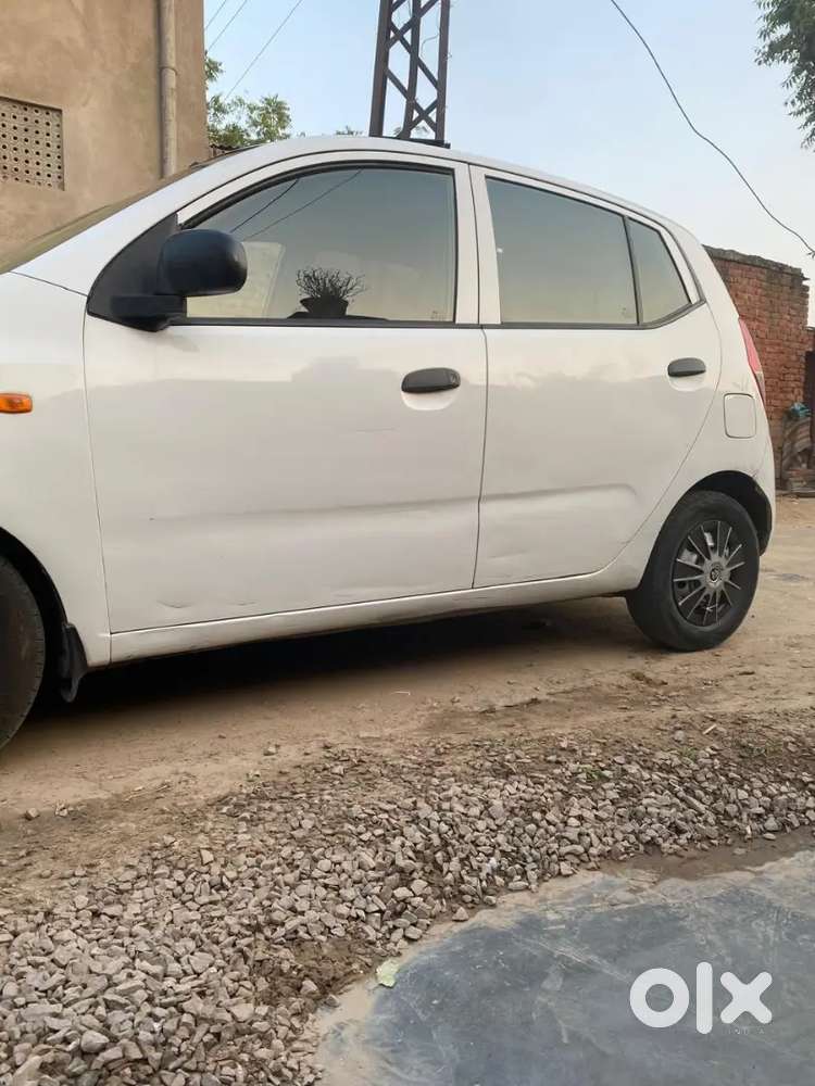 It's A Very Gud Condition This Cae Full Modified