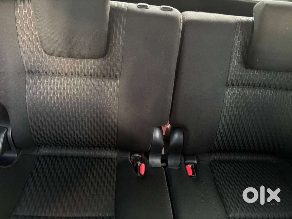 Toyota Innova Crysta 2.4 G Mt 8s, 2023, Diesel