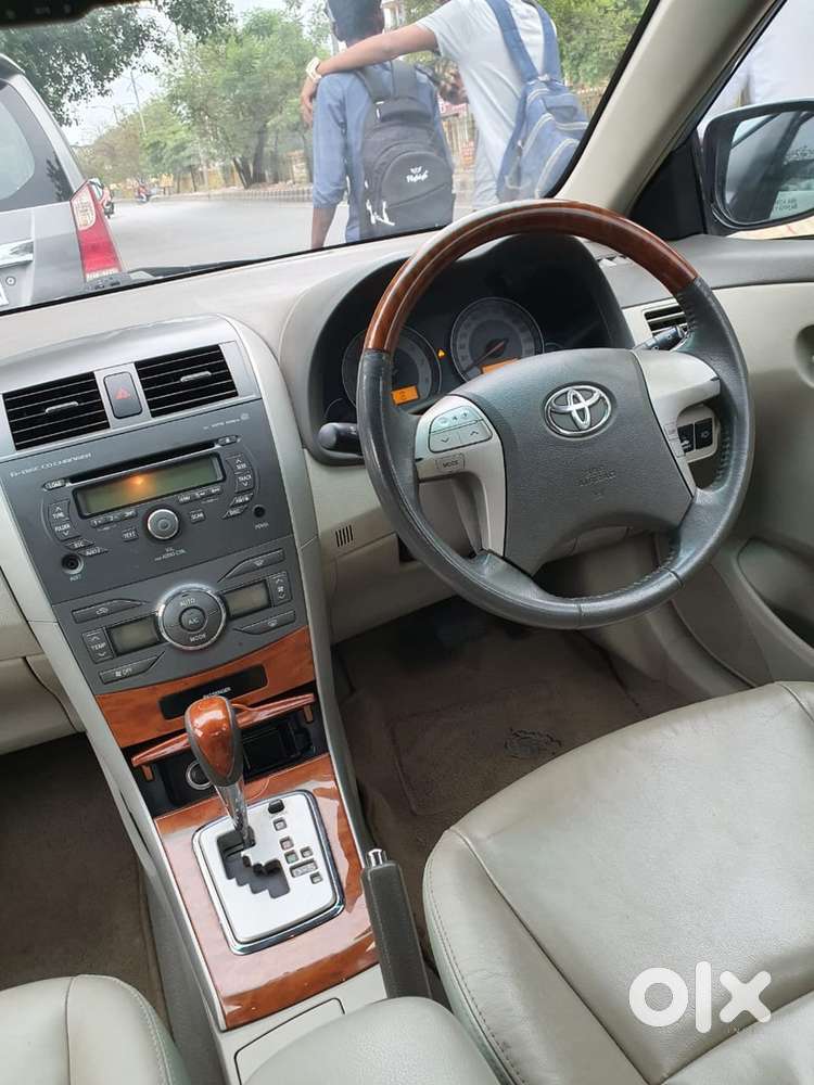 Toyota Corolla Altis 2015 Petrol 130000 Km Driven