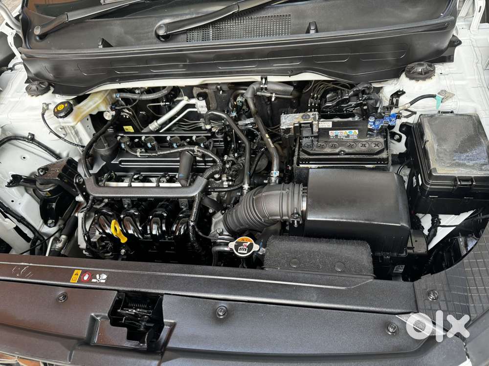 Hyundai Venue S (o) 1.2 Petrol Knight Edition, 2021, Petrol