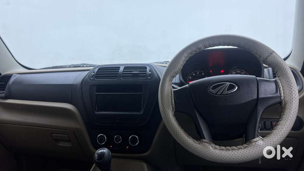 Mahindra Tuv 300 T4 Plus, 2019, Diesel
