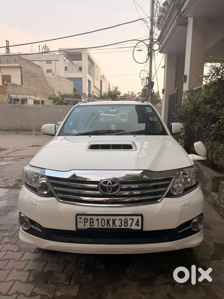 Toyota Fortuner Diesel 2013 2nd Owner