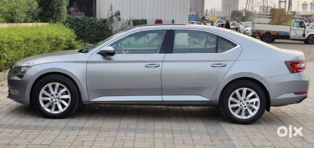 Skoda Superb 2.0 L&k Tsi At, 2020, Petrol