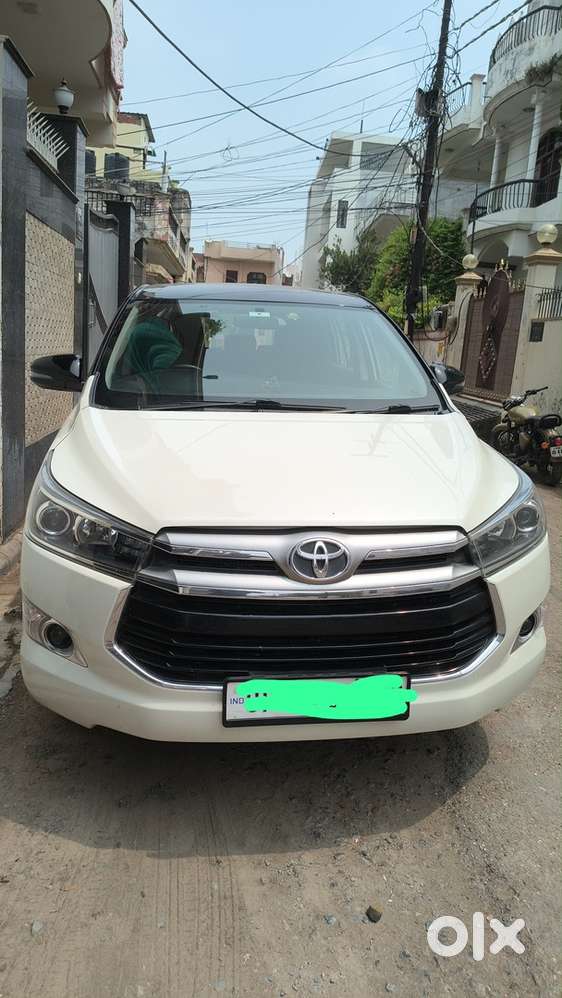 Toyota Innova Crysta 2019