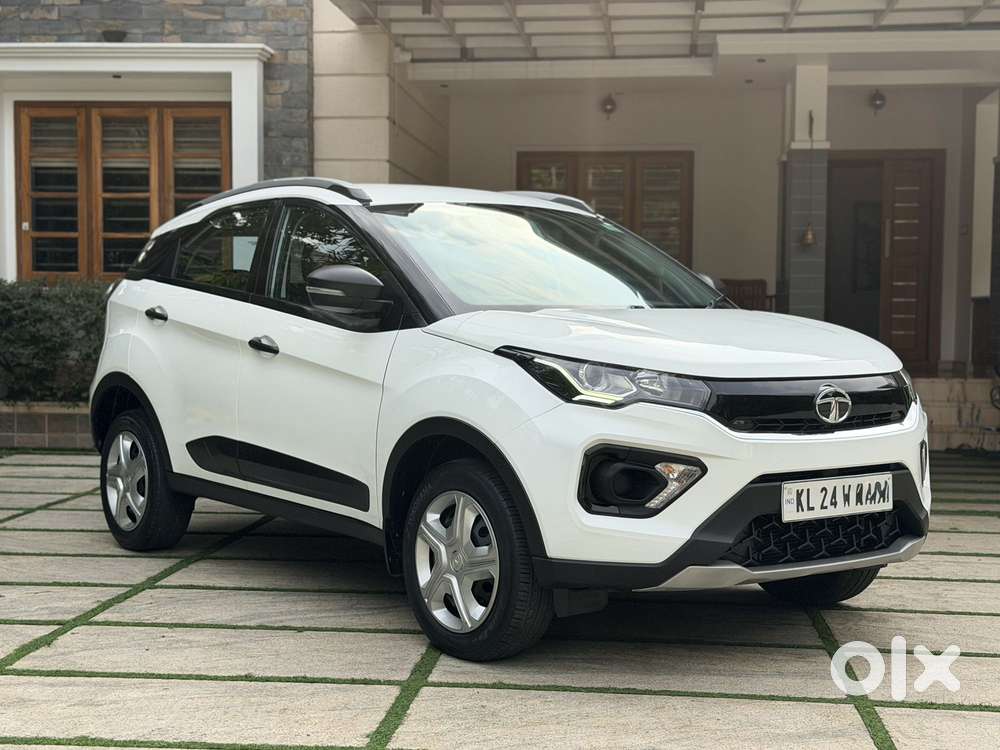 Tata Nexon 1.5 Revotorq Xm (s), 2023, Diesel