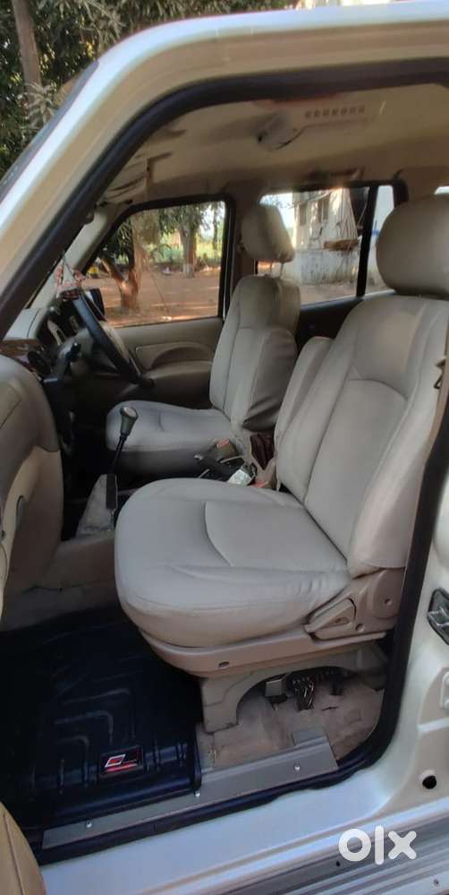 Mahindra Scorpio 2009-2014 Vlx At Airbag Bsiv, 2010, Diesel