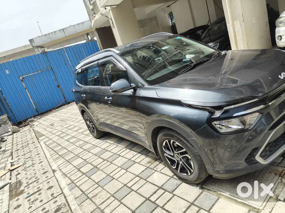Kia Carens Prestige Plus