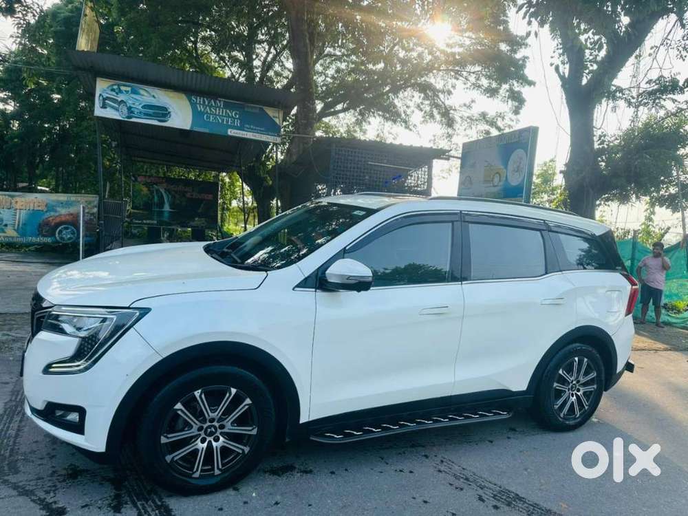 Mahindra Xuv700 Ax7l Manual /diesel 2022 / 1st Owner/ Only 56000
