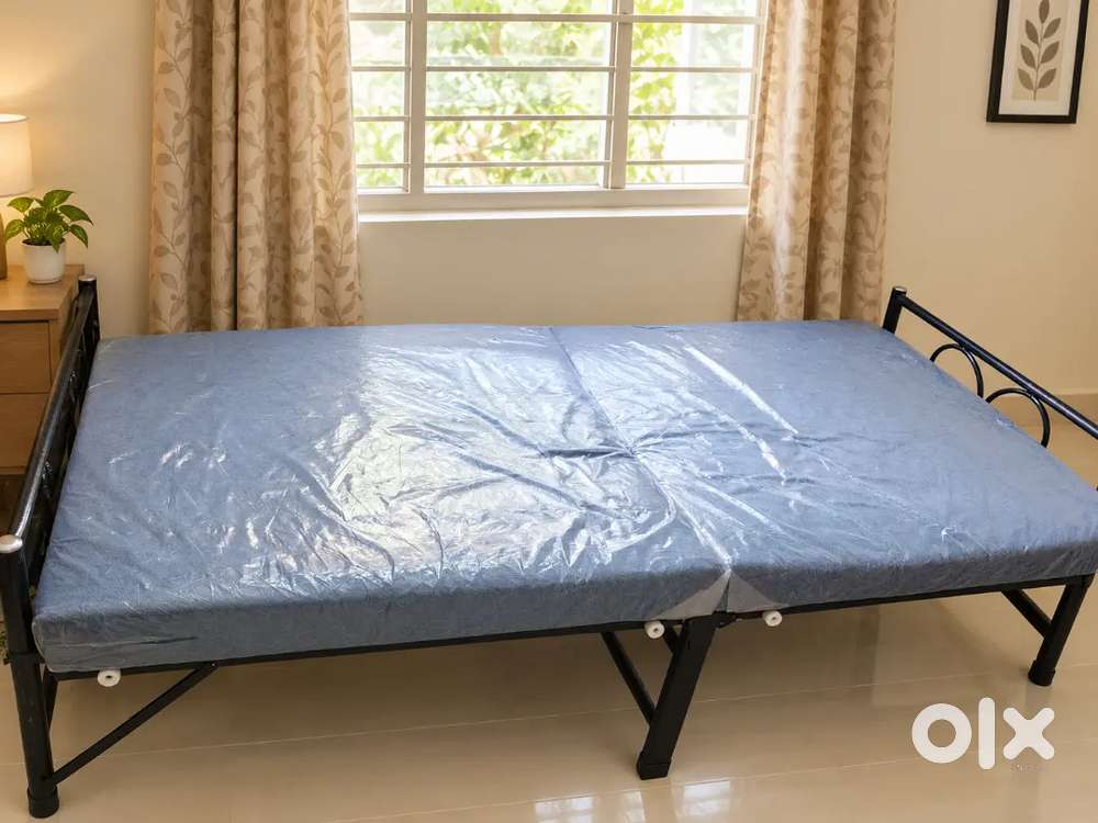 Single Foldable metal bed for adults