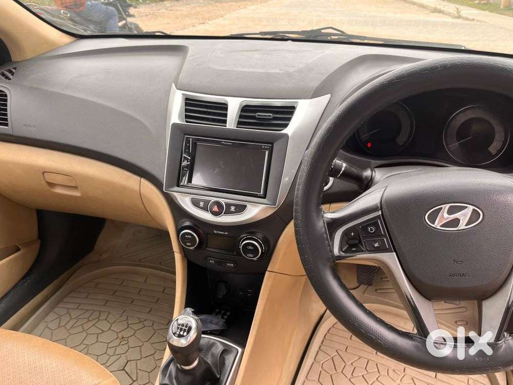 Hyundai Verna Fluidic 1.6 Crdi Sx Opt, 2016, Diesel