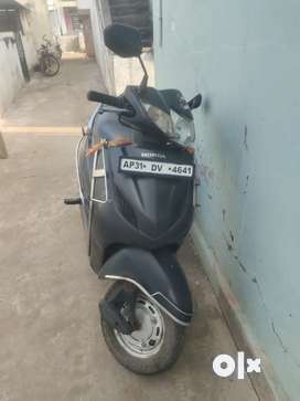 Olx store scooty activa