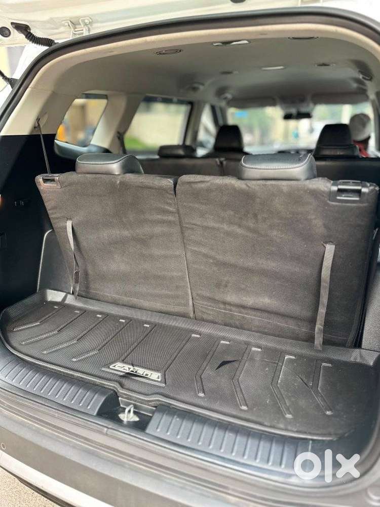 Kia Carens G1.5 6mt Gravity, 2023, Petrol