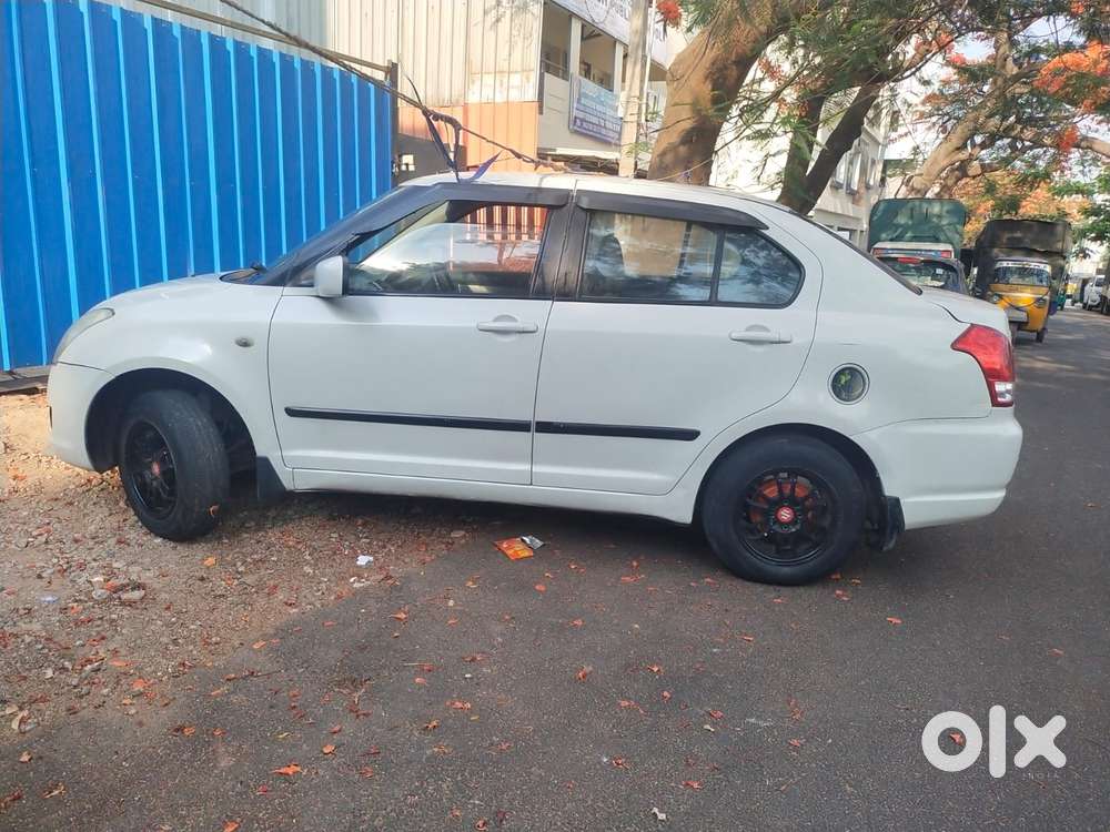 Maruti Suzuki Swift Dzire 1.2 Vxi Bsiv, 2011, Petrol