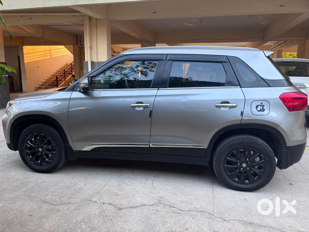 Maruti Suzuki Brezza 1.5 Zxi Smart Hybrid, 2022, Petrol