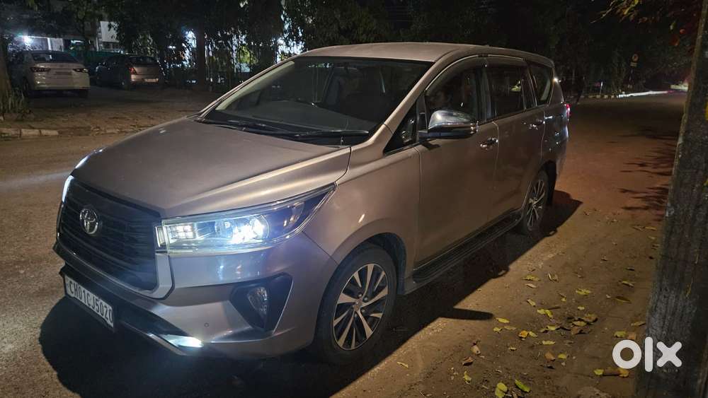 Toyota Innova Crysta [2020-ongoing] 2.4 Zx At 7 Str, 2022, Diesel