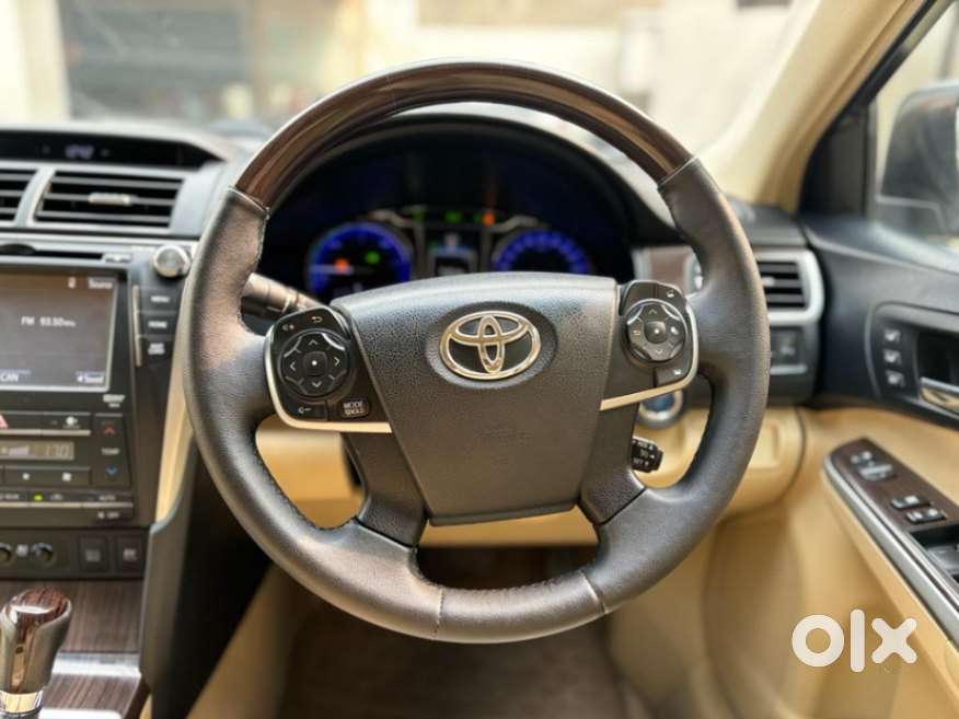 Toyota Camry [2015-2018] 2.5 L At, 2017, Petrol