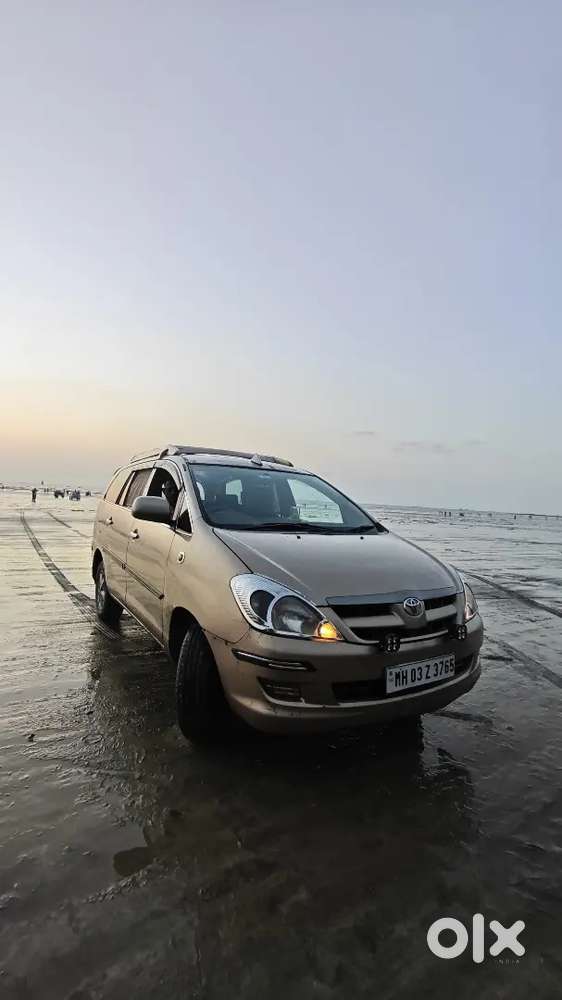 Toyota Innova 2005 Cng & Hybrids 25960 Km Driven