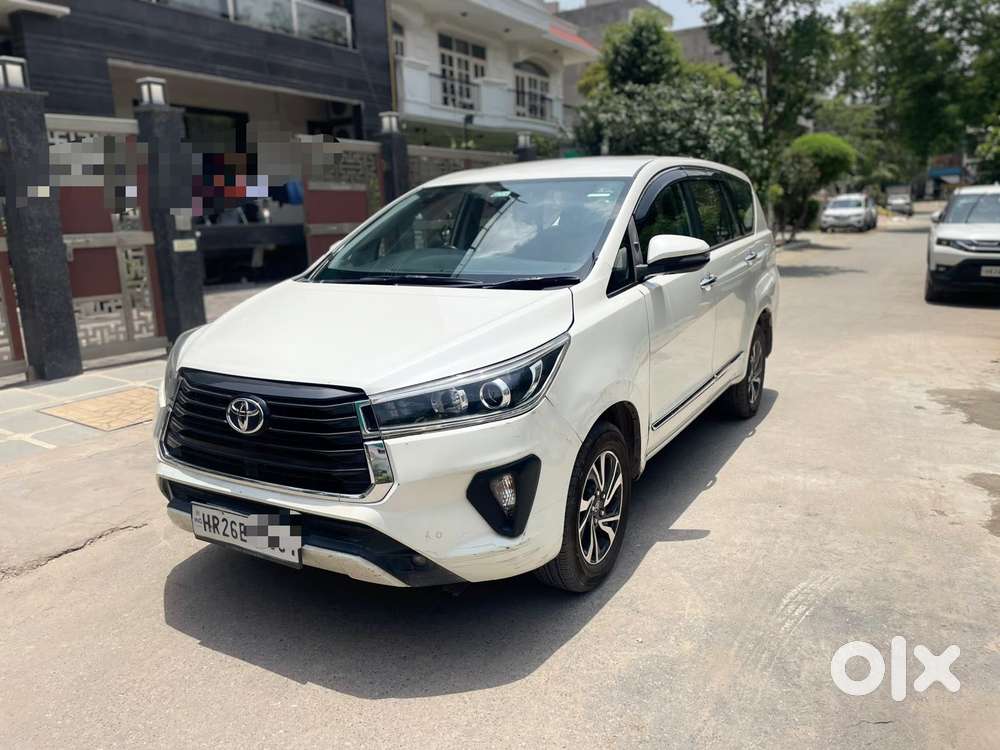 Toyota Innova Crysta 2.7 Vx Mt, 2022, Petrol