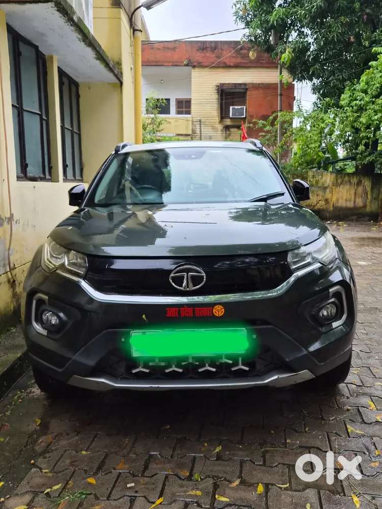 Tata Nexon Xz+ (o) Dt Petrol 2020