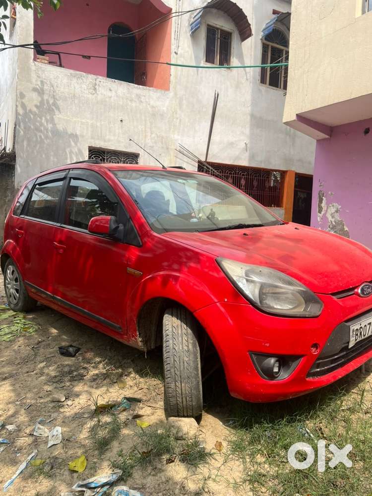 Ford Figo Petrol Titanium 2011