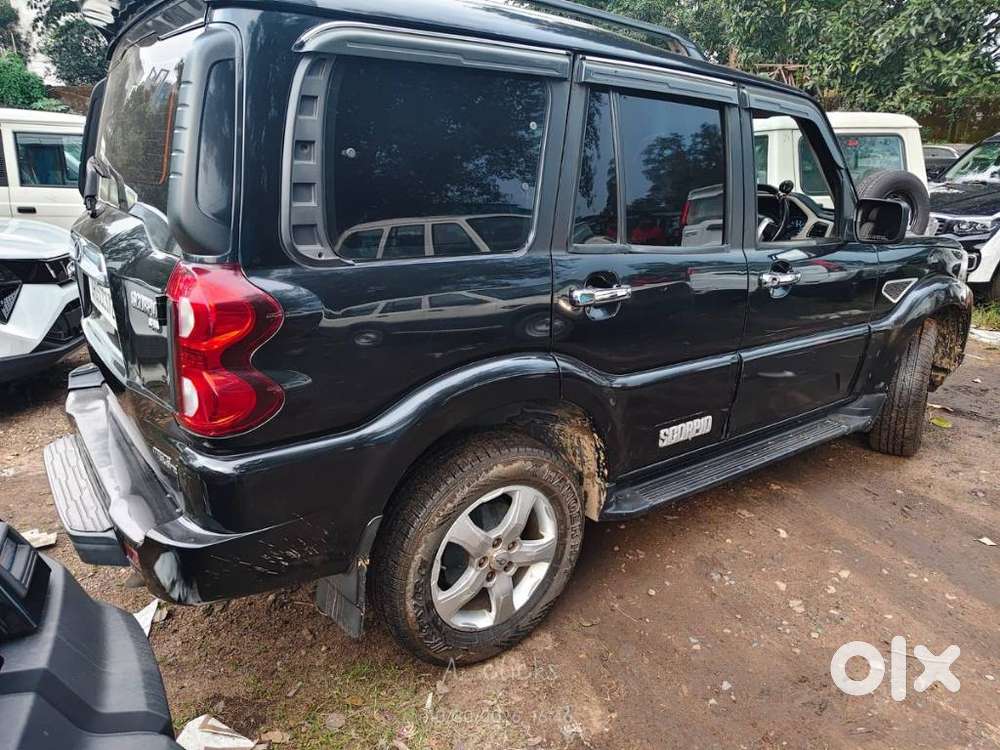 Mahindra Scorpio Classic 2.2 S 11 Mt 7 Cc, 2018, Diesel