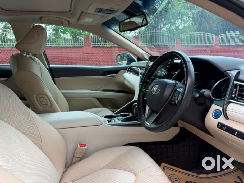 Toyota Camry 2.5 Hybrid, 2024, Petrol