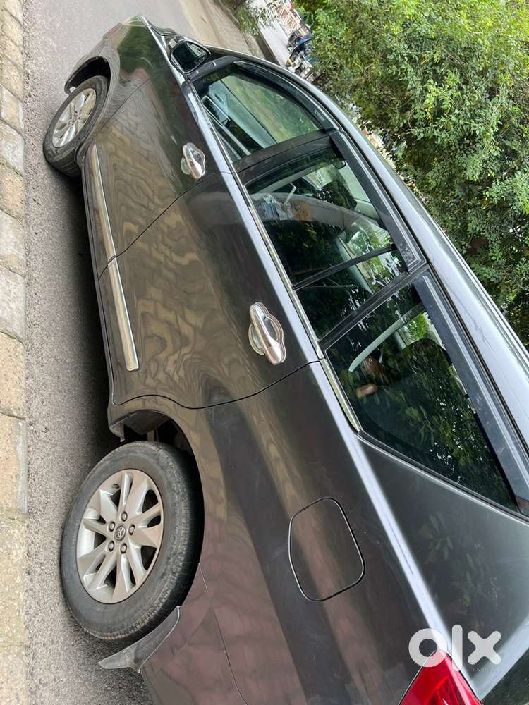 Toyota Innova Crysta 2017