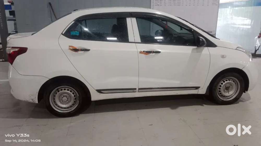 Hyundai Xcent 2022 Petrol 144000 Km Driven
