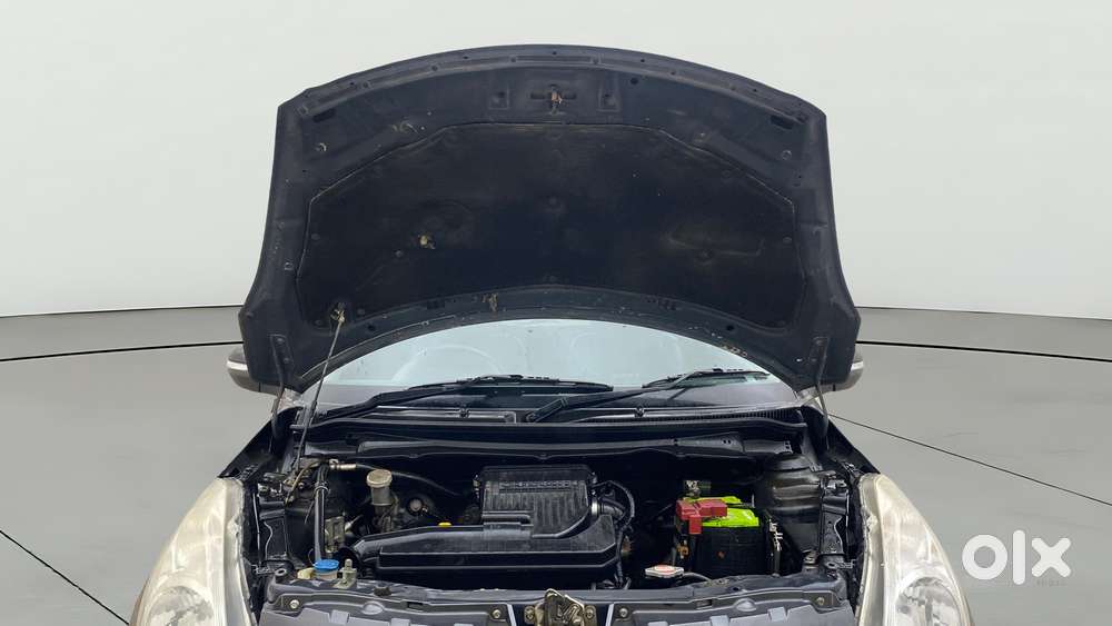 Maruti Suzuki Swift Vxi, 2016, Petrol