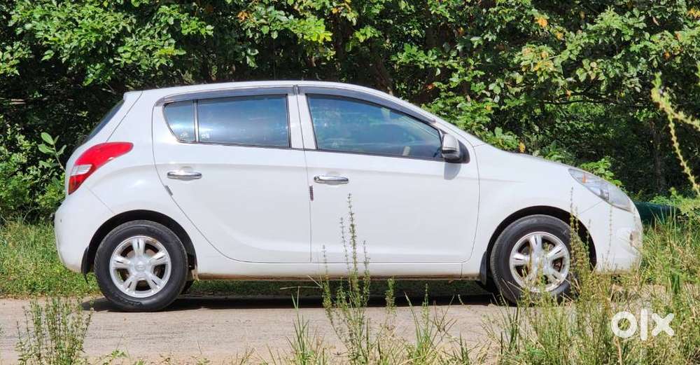 Hyundai I20 2010-2012 1.2 Asta, 2012, Petrol